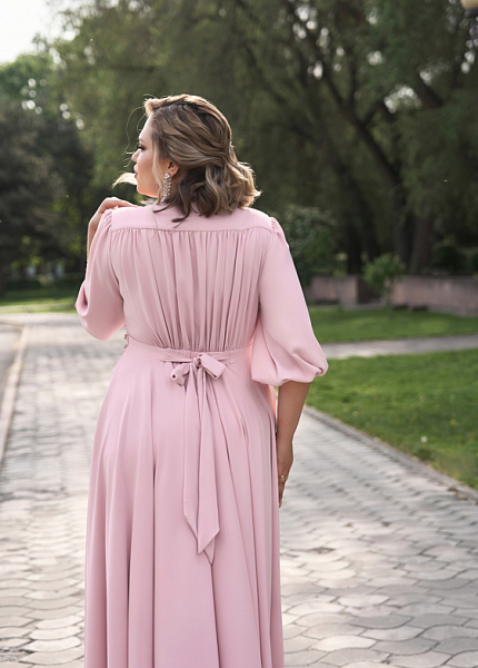 Прокат платья Розовое макси с декоративным поясом и рукавами для фотосессии и мероприятия в Томске