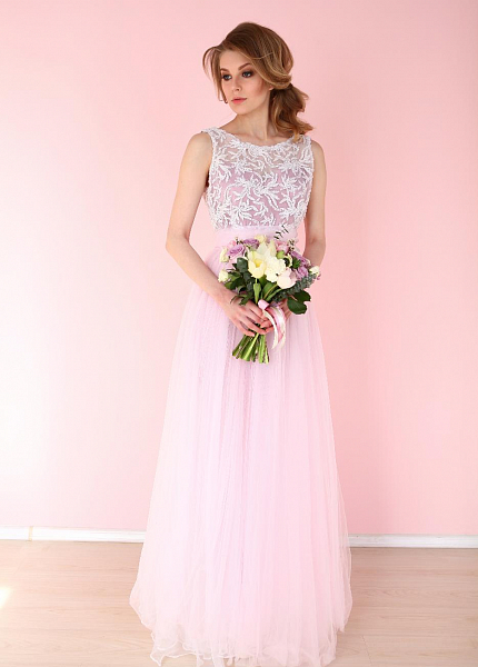 Прокат платья Нежно-розовое кружевное для фотосессии и мероприятия в Томске