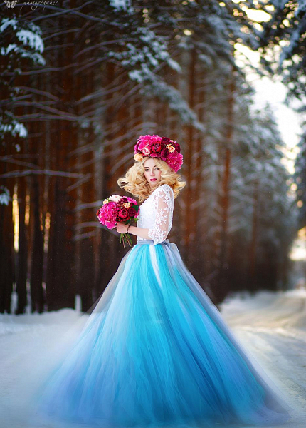 Прокат платья Серо-голубое с открытой спиной для фотосессии и мероприятия в Томске